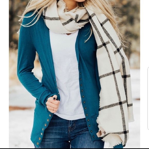 Sweaters - Last one!! Teal button cardigan sweater